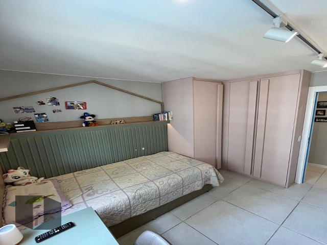 Apartamento à venda com 3 quartos, 83m² - Foto 13