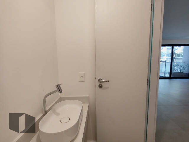 Apartamento à venda com 4 quartos, 195m² - Foto 6