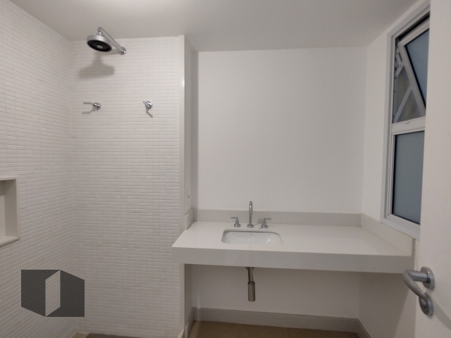 Apartamento à venda com 4 quartos, 195m² - Foto 15