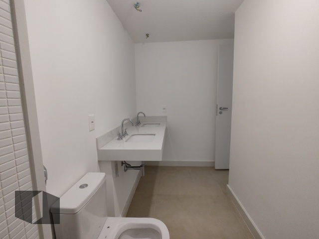 Apartamento à venda com 4 quartos, 195m² - Foto 20