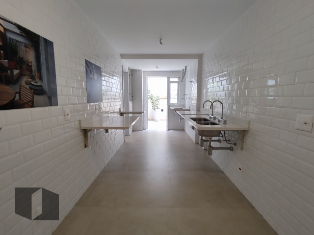 Apartamento à venda com 4 quartos, 195m² - Foto 21