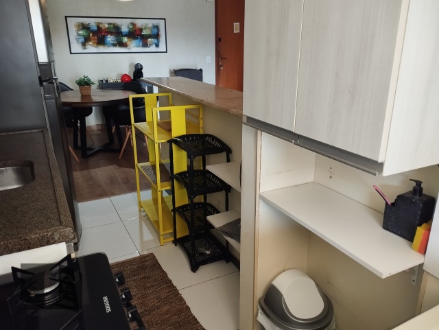 Apartamento para alugar com 1 quarto, 65m² - Foto 13