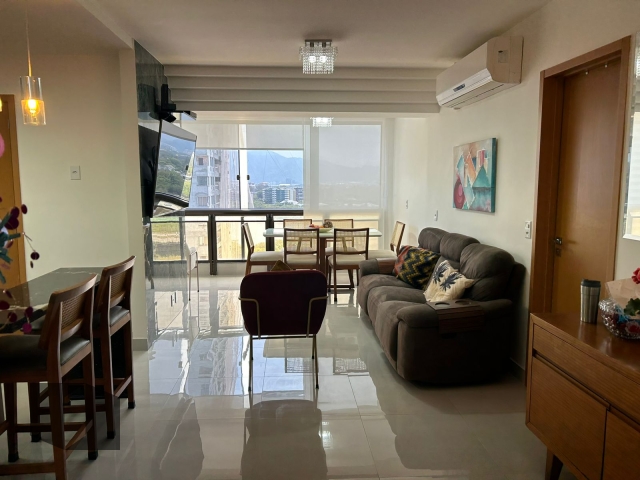 Apartamento à venda com 2 quartos, 68m² - Foto 1