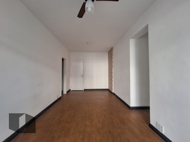 Apartamento à venda com 2 quartos, 79m² - Foto 2