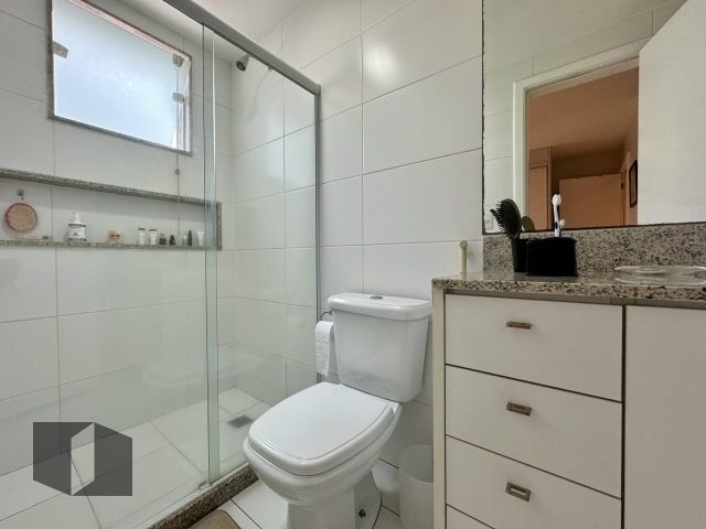 Apartamento à venda com 3 quartos, 194m² - Foto 20