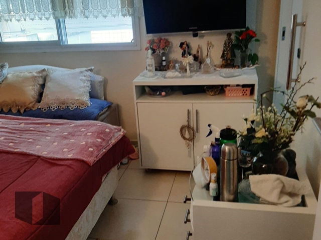 Apartamento à venda com 2 quartos, 95m² - Foto 12