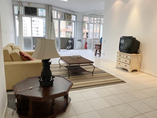 Apartamento à venda com 3 quartos, 199m² - Foto 15