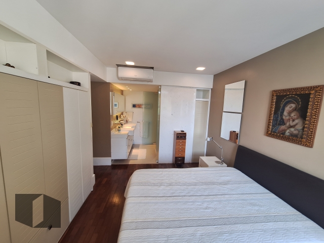 Apartamento para alugar com 3 quartos, 137m² - Foto 11