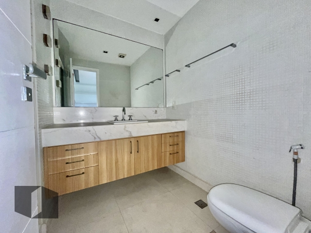 Apartamento para alugar com 4 quartos, 287m² - Foto 18