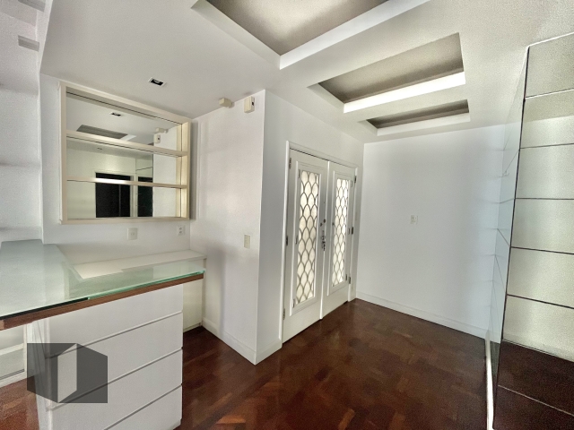 Apartamento para alugar com 4 quartos, 287m² - Foto 6