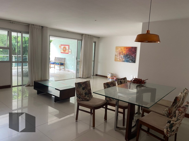 Apartamento à venda com 3 quartos, 193m² - Foto 1