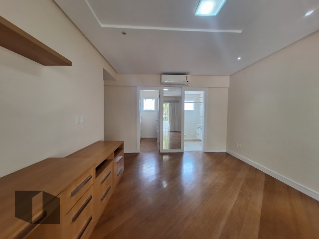 Casa de Condomínio à venda com 5 quartos, 699m² - Foto 18