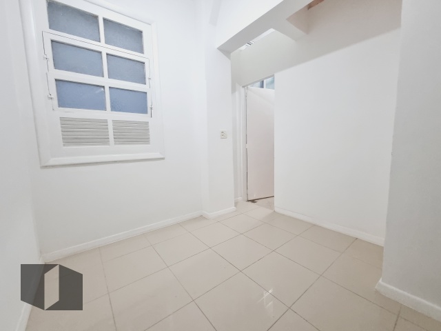 Apartamento à venda com 3 quartos, 211m² - Foto 36