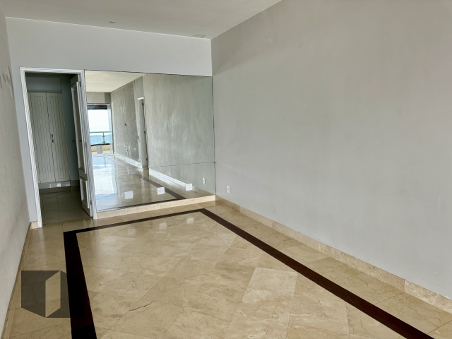 Apartamento à venda com 3 quartos, 178m² - Foto 25