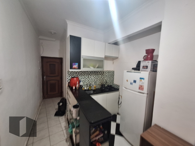 Apartamento à venda com 1 quarto, 40m² - Foto 1