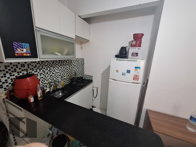 Apartamento à venda com 1 quarto, 40m² - Foto 3