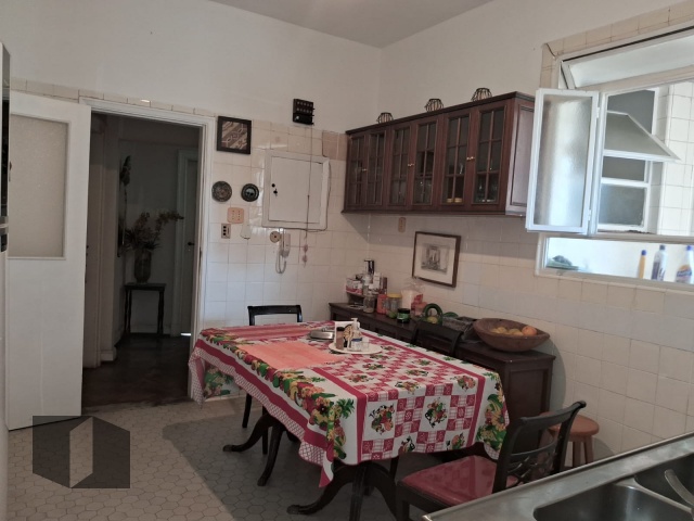 Apartamento à venda com 4 quartos, 320m² - Foto 32