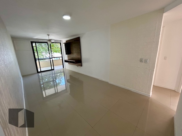 Apartamento à venda com 3 quartos, 121m² - Foto 4