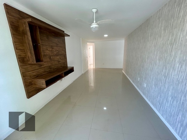 Apartamento à venda com 3 quartos, 121m² - Foto 5