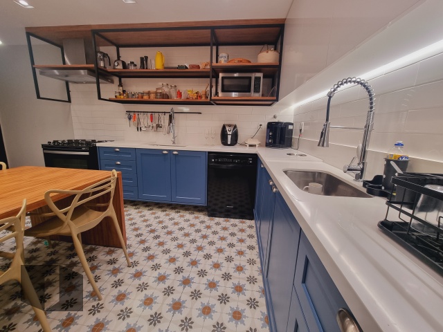 Apartamento à venda com 4 quartos, 206m² - Foto 37