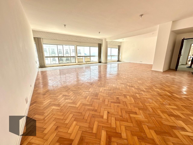 Apartamento à venda com 3 quartos, 300m² - Foto 5