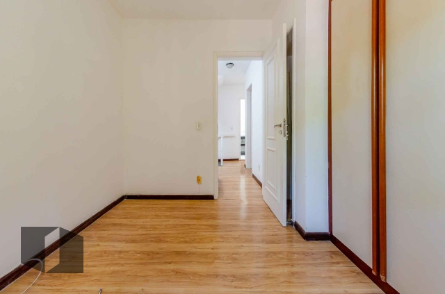 Casa para alugar com 4 quartos, 157m² - Foto 11