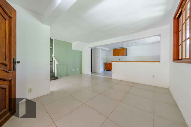 Casa para alugar com 4 quartos, 157m² - Foto 4