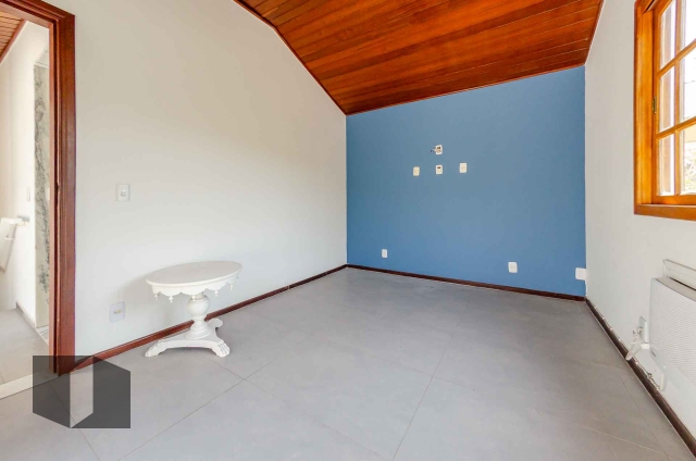 Casa para alugar com 4 quartos, 157m² - Foto 31