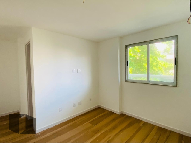 Apartamento à venda com 3 quartos, 106m² - Foto 6