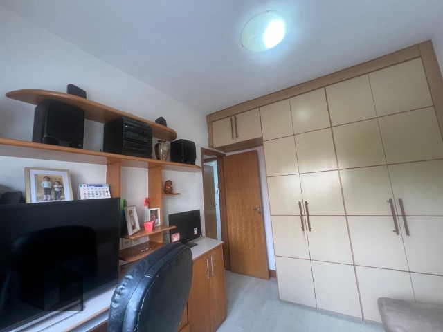 Apartamento à venda com 4 quartos, 123m² - Foto 10