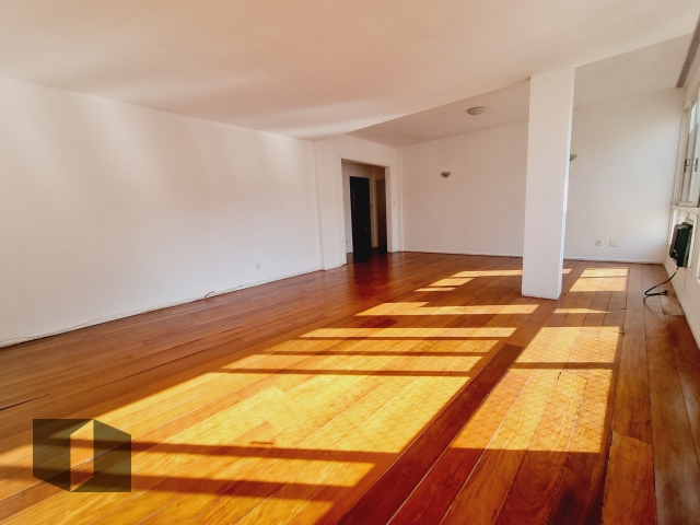 Apartamento à venda com 3 quartos, 114m² - Foto 2