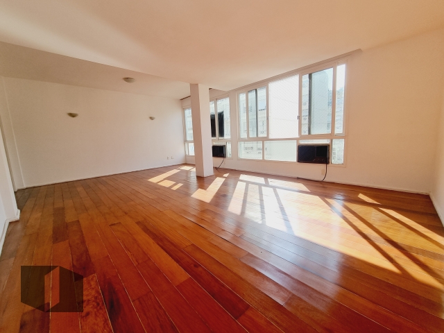 Apartamento à venda com 3 quartos, 114m² - Foto 3