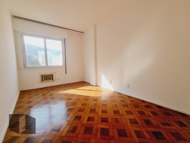 Apartamento à venda com 3 quartos, 114m² - Foto 8