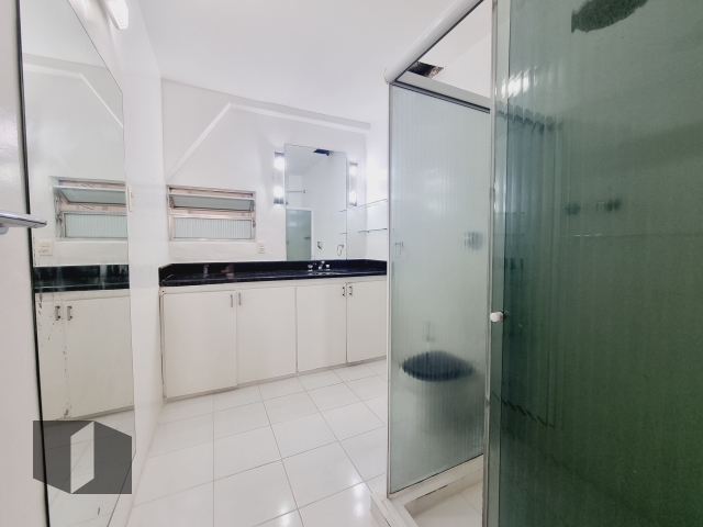 Apartamento à venda com 3 quartos, 114m² - Foto 12