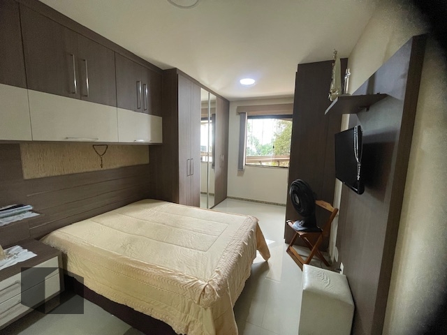 Apartamento à venda com 3 quartos, 108m² - Foto 6