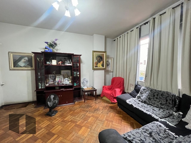 Apartamento à venda com 3 quartos, 104m² - Foto 2