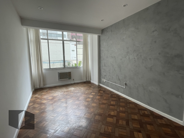 Apartamento à venda com 2 quartos, 85m² - Foto 1