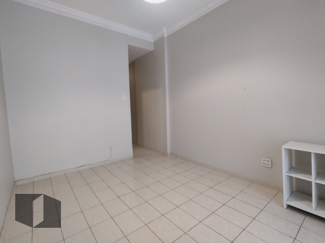 Apartamento à venda com 1 quarto, 55m² - Foto 4