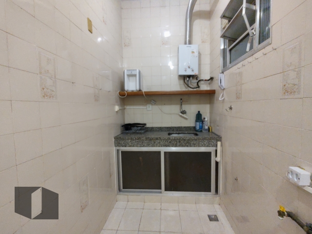 Apartamento à venda com 1 quarto, 55m² - Foto 12