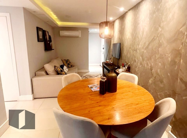 Apartamento à venda com 3 quartos, 82m² - Foto 2