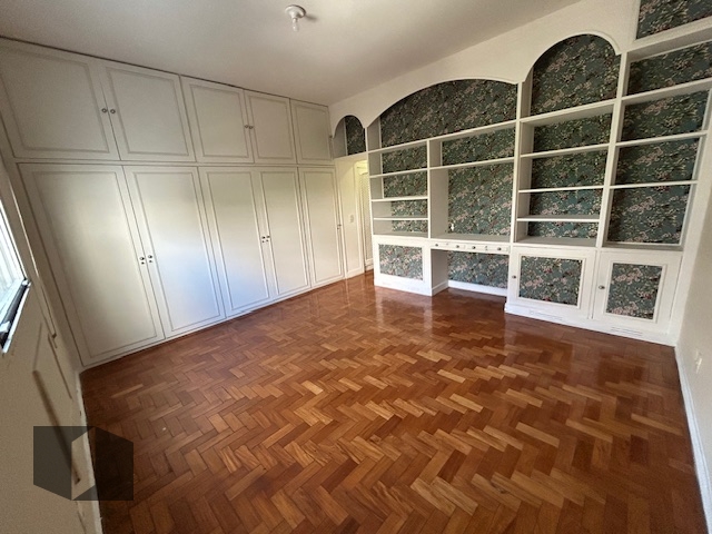 Apartamento para alugar com 4 quartos, 175m² - Foto 10