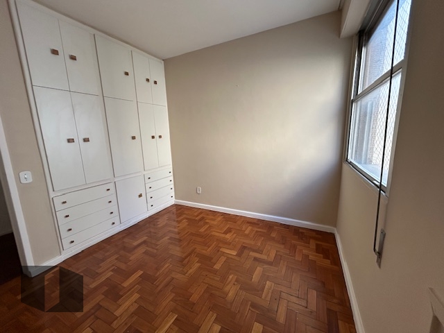 Apartamento para alugar com 4 quartos, 175m² - Foto 14