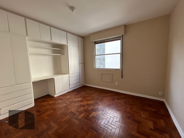 Apartamento para alugar com 4 quartos, 175m² - Foto 16