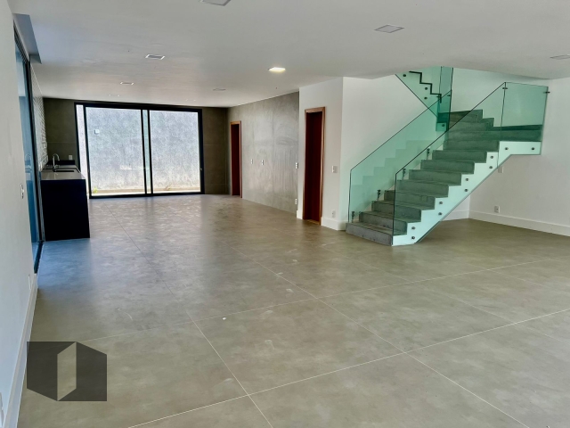 Casa de Condomínio à venda com 5 quartos, 481m² - Foto 3