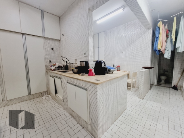 Apartamento à venda com 4 quartos, 223m² - Foto 24