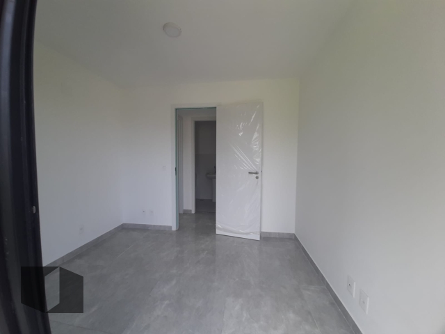 Apartamento à venda com 2 quartos, 80m² - Foto 13