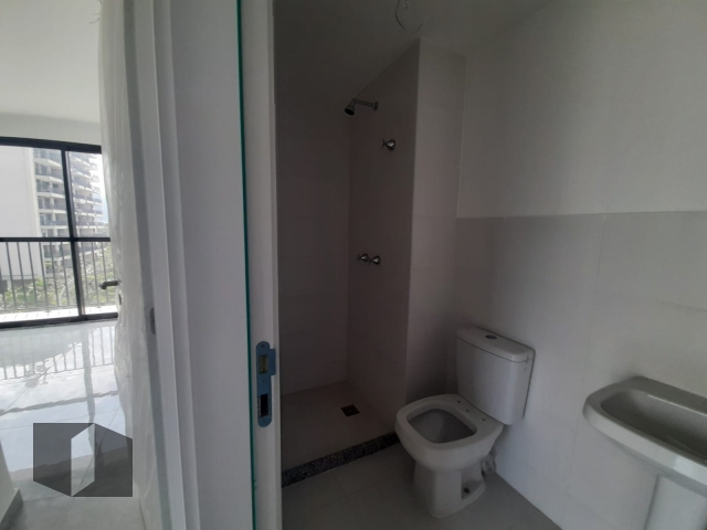 Apartamento à venda com 2 quartos, 80m² - Foto 11