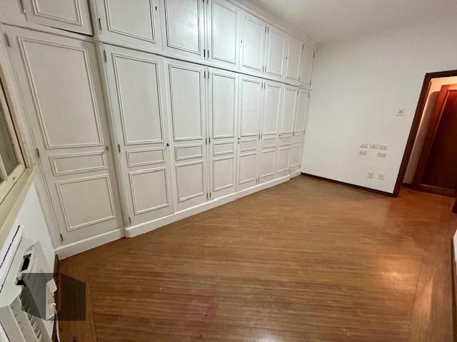 Apartamento à venda com 3 quartos, 127m² - Foto 6