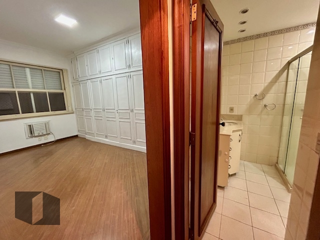 Apartamento à venda com 3 quartos, 127m² - Foto 4