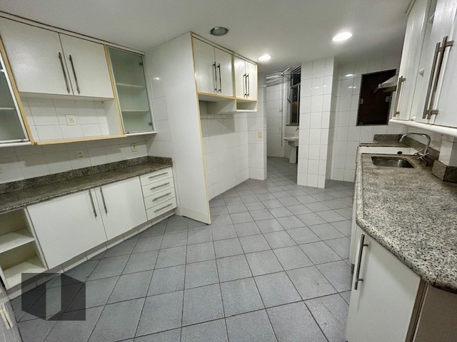 Apartamento à venda com 3 quartos, 127m² - Foto 14